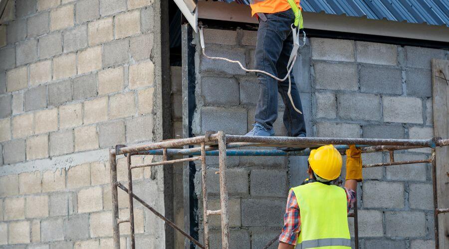 Expert Emergency Roof Repairs services in Bellmont, IL